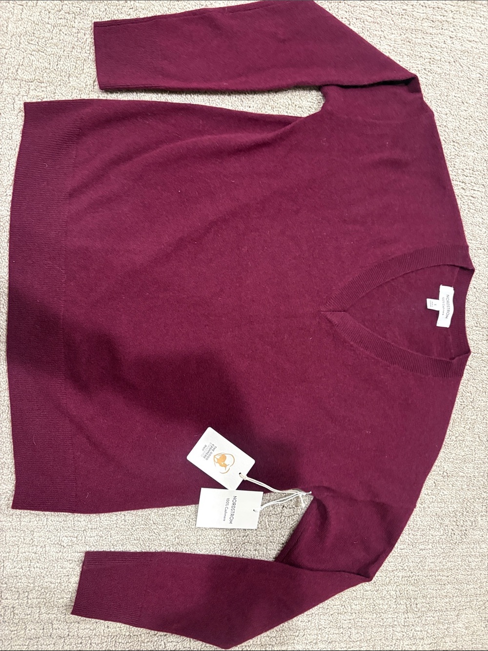 Nordstrom Cashmere V Neck sweater